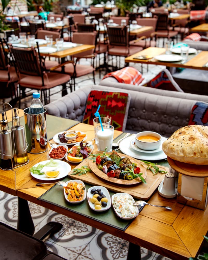 Resto Table